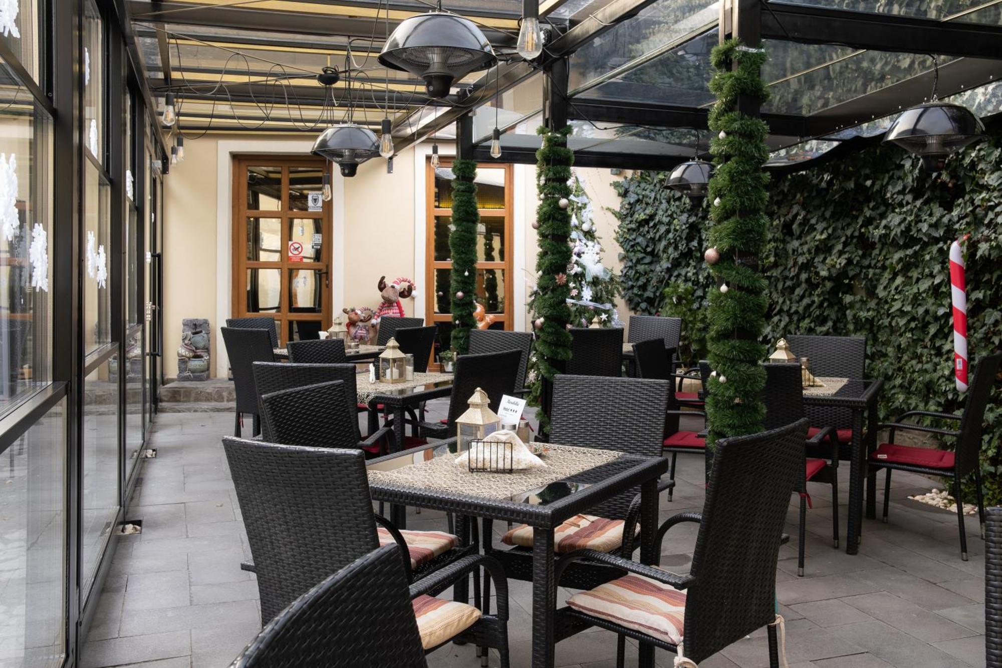 Hotel Marabella Hermannstadt Exterior foto