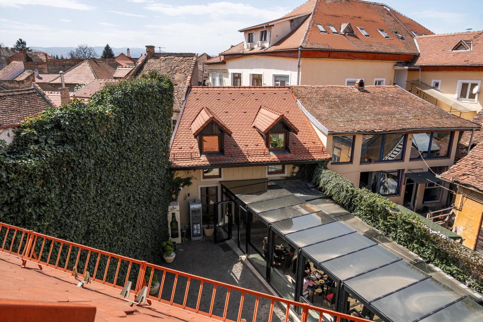 Hotel Marabella Hermannstadt Exterior foto